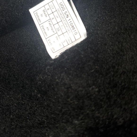 OVER THE KNEE UGG BOOTS - Picture 11 of 12